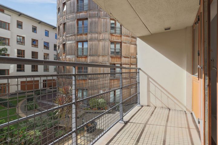 34 Spencer House, Custom House Square, Mayor Street Lower, IFSC, Dublin 1
