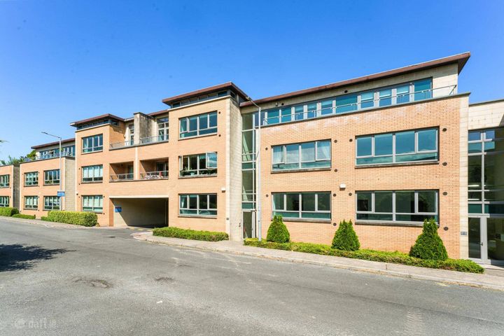 Apartment 11 Garrison Mews, Willow Avenue, Dublin 18