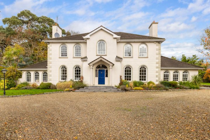 Marble Hall, Ferndale Glen, Rathmichael, Dublin 18, D18YW13
