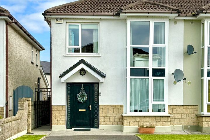 23 Ross Árd, Monksland, Athlone, Co. Roscommon, N37C8E2