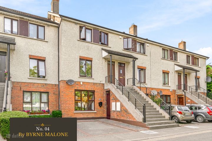 4 The Maples, Moorefield Road, Newbridge, Co. Kildare, W12CV33