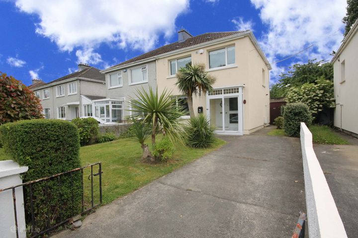 17 Shanganagh Grove, Quinn's Road, Shankill, Dublin 18, D18EY11
