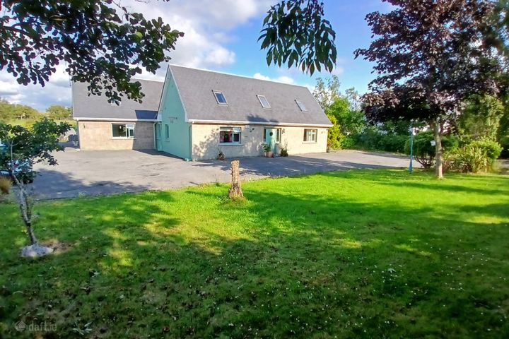 Long Meadow, Moy, Kinvara, Co. Galway, H91V3P4