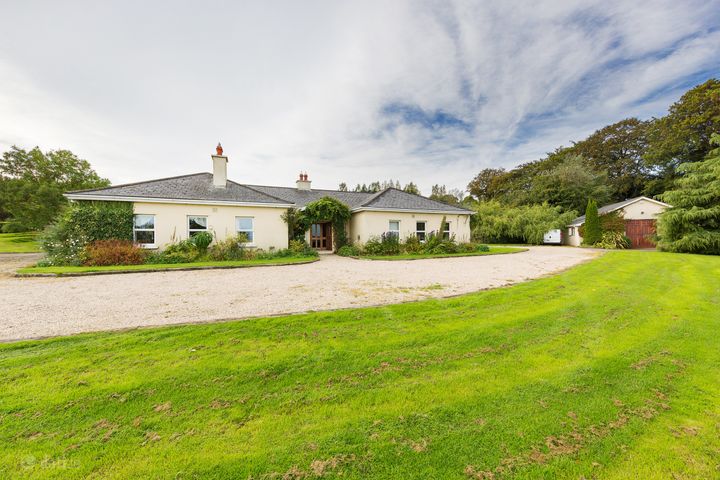Hill Of The Grange, Ballyslingan Lane, Kilternan, Dublin 18, Dublin