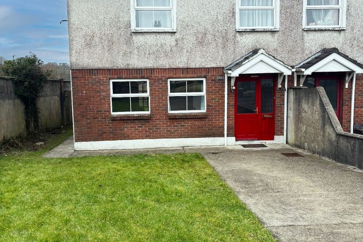 18 The Willows, Castlebar, Castlebar, Co. Mayo, F23A030