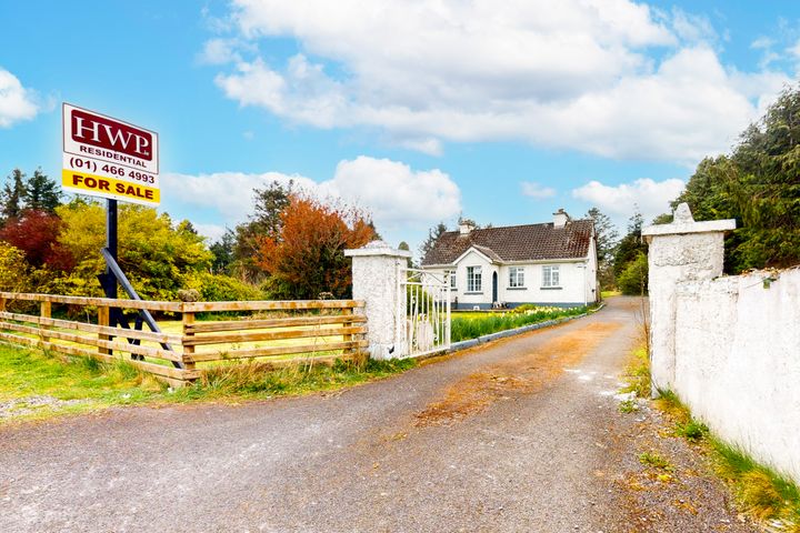 Clonnageeragh, Castlepollard, Mullingar, Co. Westmeath, N91YX82