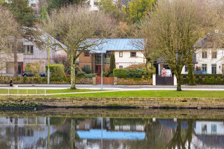 Svendborg, 10a The Marina, Blackrock, Co. Cork, T12DE6D