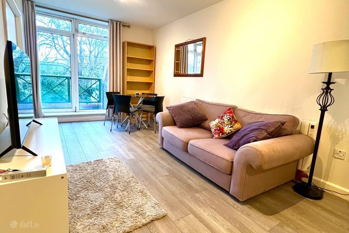 Apartment 12, Dundrum Castle House, Dundrum Castle, Ballinteer, Dublin 16