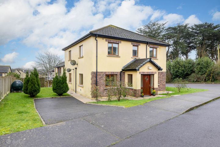 40 Cluain Caislean, Ferns, Enniscorthy, Co. Wexford, Y21FH28