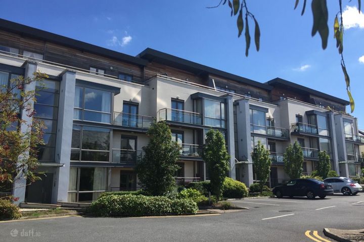 Castlehill, Castle Road, Kilkenny, Co. Kilkenny