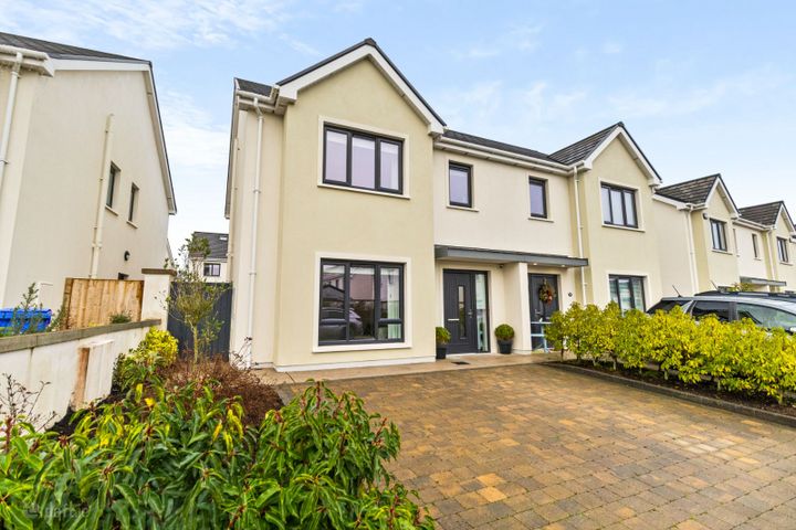 24 The Mews, Elmbury, Carrigtwohill, Co. Cork, T45R864