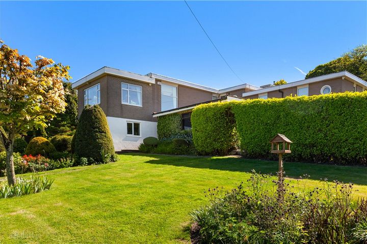 Hillside, Windgate Road, Howth, Co Dublin, D13E8W2