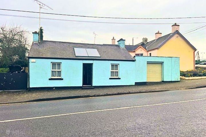 Climber Hall, Kells, Virginia Road, Co. Meath, A82C7K4