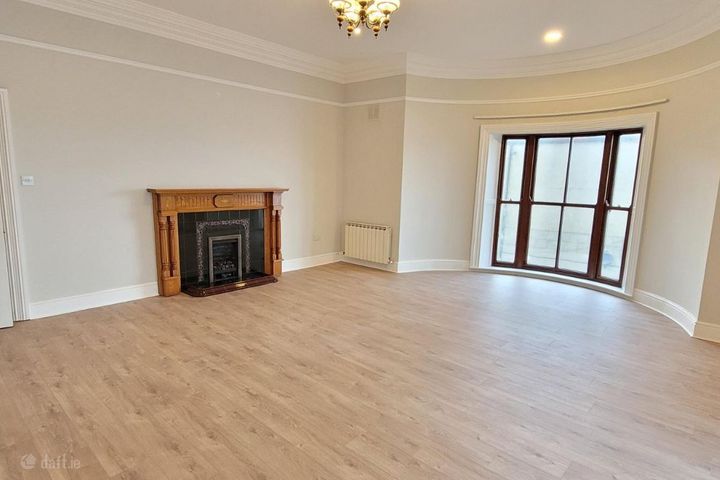 Apartment 4, 43 Strand Road, Sandymount, Dublin 4