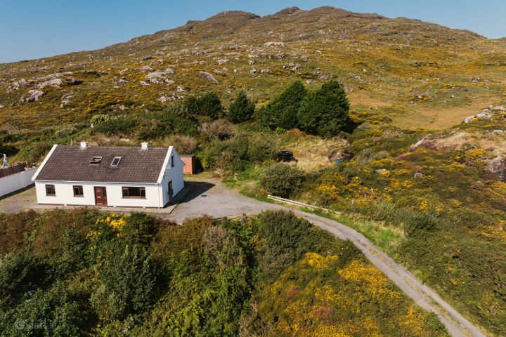 'Heather Hill', Coogla, Roundstone, Roundstone, Co. Galway, H91HYT7