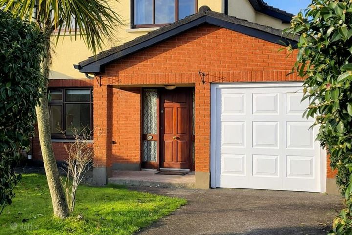 43 Kiltegan Lawn, Rochestown Road, Rochestown, Co. Cork