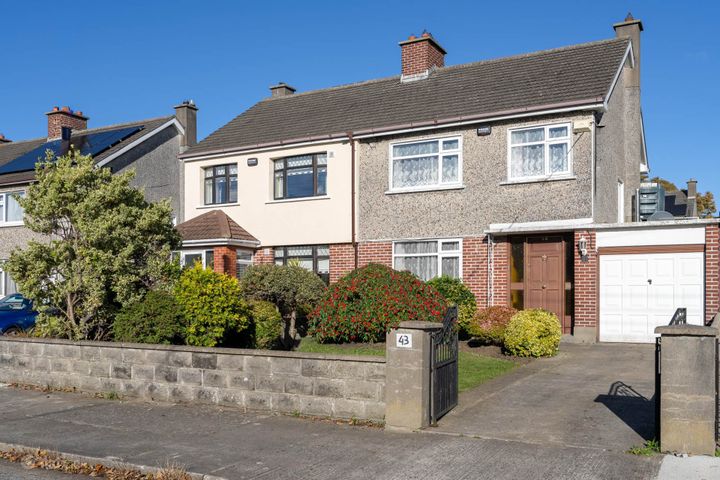 43 Tonlegee Drive, Raheny, Dublin 5, D05F7P2