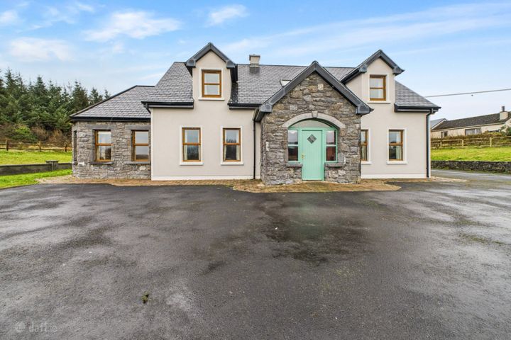 Kilfenora Road, Lisdoonvarna, Co. Clare, V95NR71