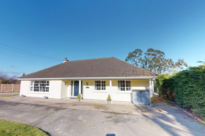 Willow Lodge, Y35R762