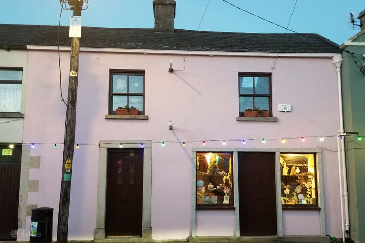 Shillelagh Outdoors, 22 Main Street, Shillelagh, Co. Wicklow, Y14XE29