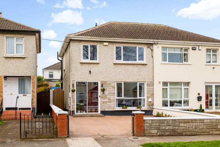 8 Hillcrest Heights, Lucan, Co. Dublin, Lucan, Co. Dublin, K78P4V2