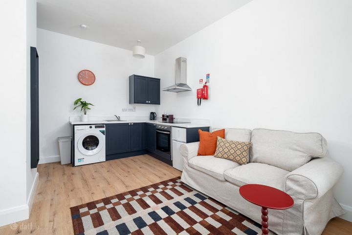 Botanic Road (F6), Glasnevin, Dublin 9