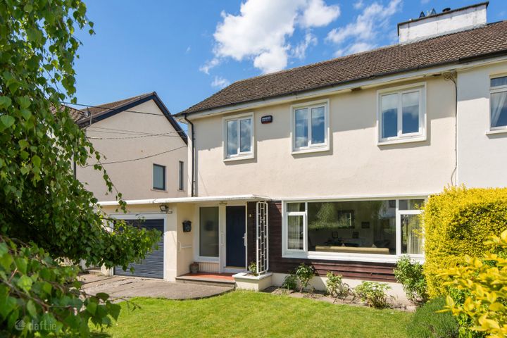 19 Riverside Drive, Castle Park, Rathfarnham, Dublin 14, D14X280