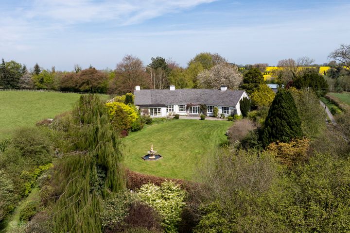 Arlonstown House, On Approx. 3.94 Hec (9.75 Acres), Swainstown, Kilmessan, County Meath, C15XY26