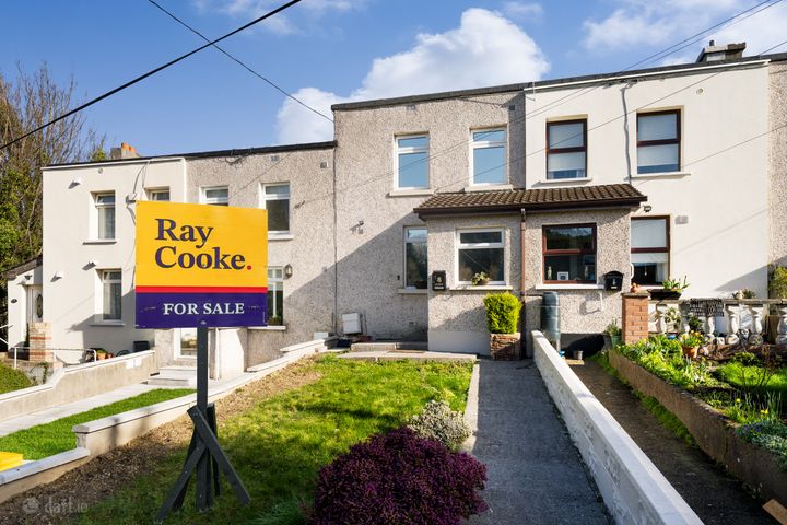 7 Lansdowne Valley, Walkinstown, Dublin 12