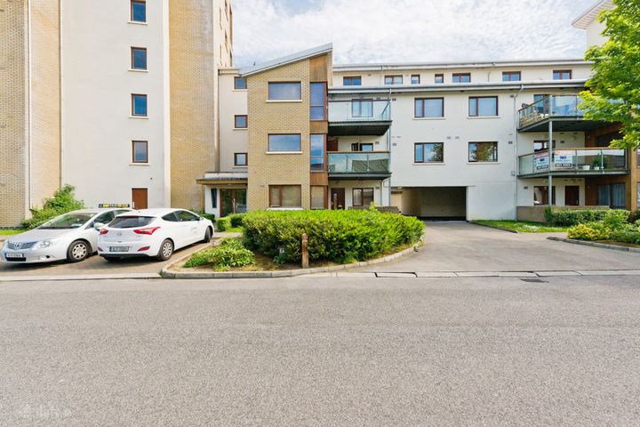 6 Hunters Hall, Hunters Place, Ballycullen, Dublin 24