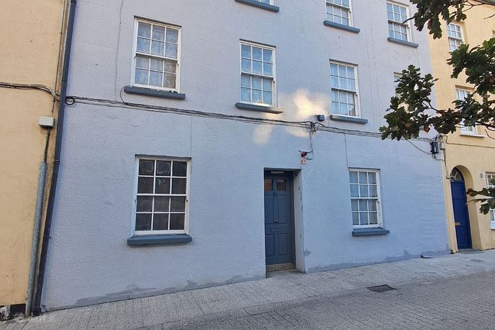 Flat at 13 14 Henrietta Street, Waterford City Centre, Co. Waterford