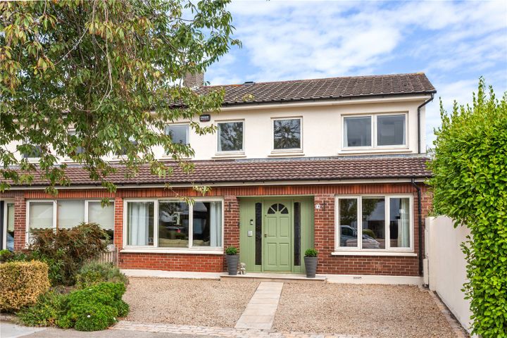 16 Cabinteely Way, Cabinteely, Dublin 18, D18HE06