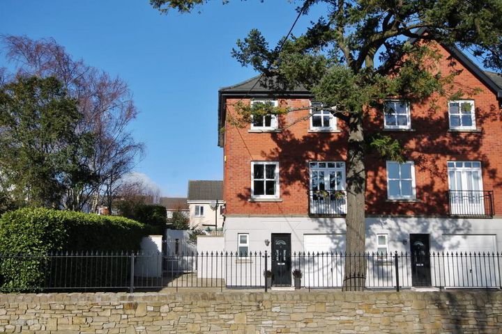 2 Fitzsimons House, Killarney Rd, Bray, Wicklow