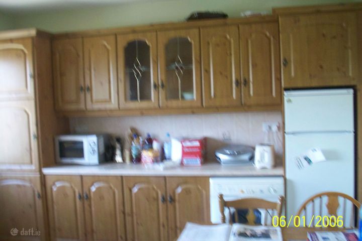 30 Shannon Grove, Carrick-on-Shannon, Co. Leitrim