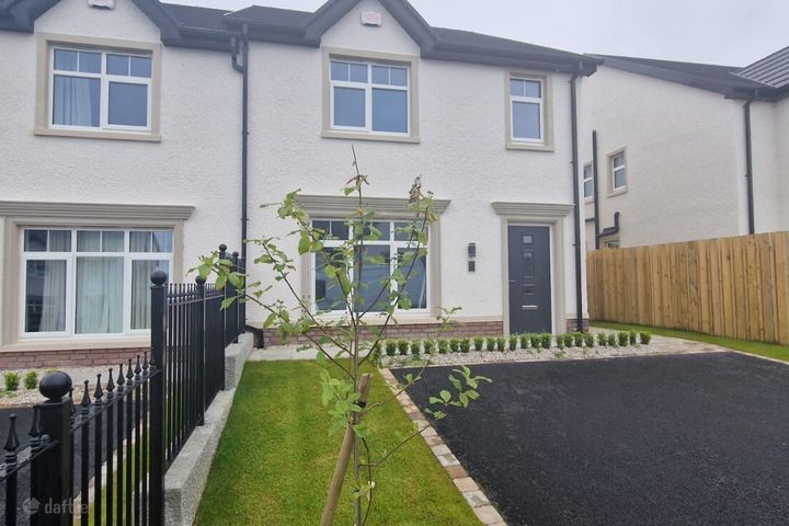 104 Crieve Mor Ave, Letterkenny, Co. Donegal, F92DPR6