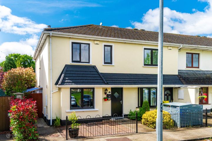 6 The Crescent, Straffan Wood, Maynooth, Co. Kildare, W23H7X6