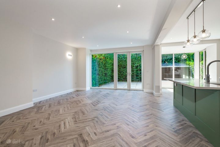Merrion Village, Merrion Road, Merrion, Dublin 4