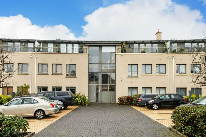 Apartment 9, Swift Hall, Carrickmines Wood, Brennanstown Road, Carrickmines, Dublin 18, D18WK09