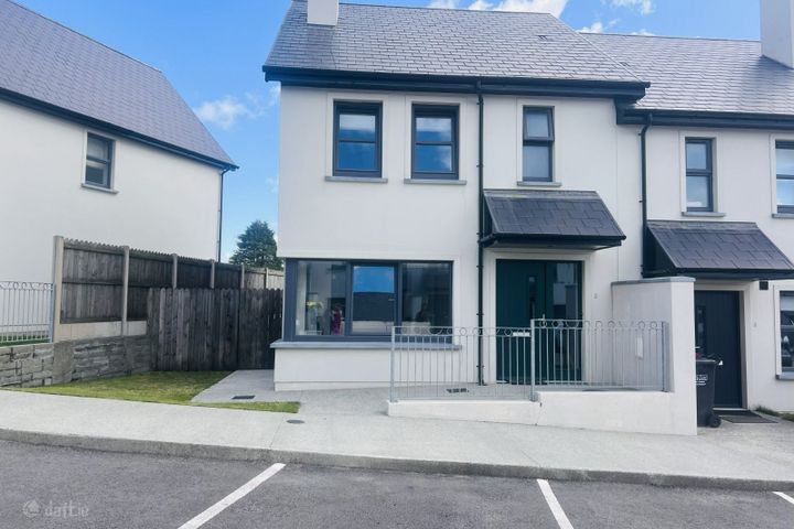 2 Cedar Mews, Coolfadda, Bandon, Co. Cork, P72F744