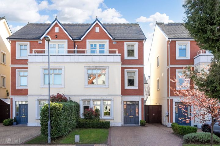 21 College Square, Wainsfort Manor Drive, Terenure, Dublin