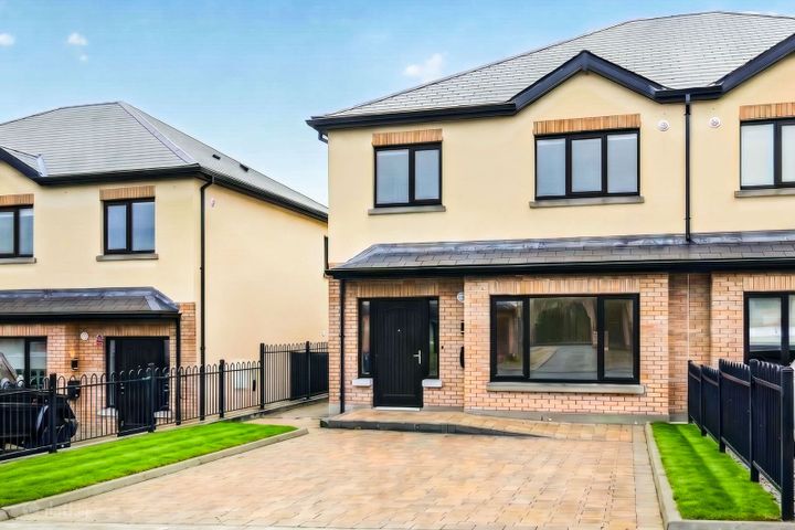 9a Ivy Grove, Collooney, Co. Sligo, F91XC4E