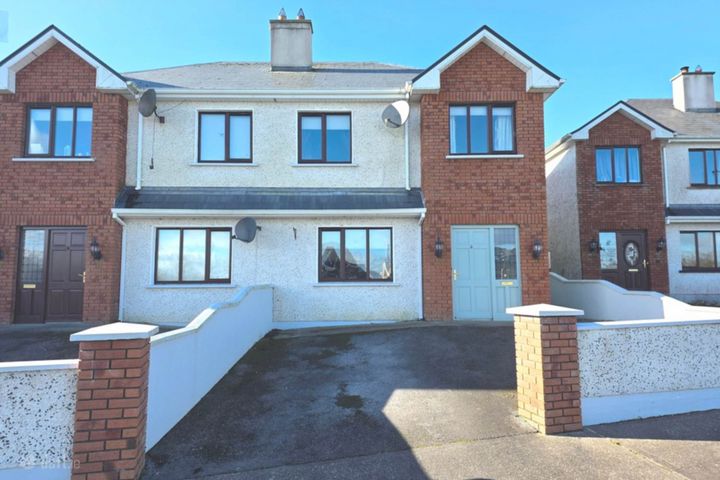 3 Dudley Heights, Glenamaddy, Co. Galway, F45WC90