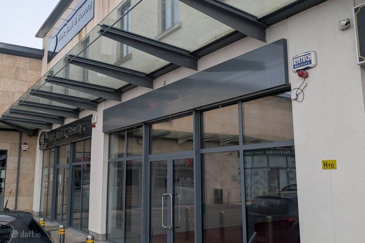 Unit 4, St Wolstan`s Shopping Centre, Maynooth, Co. Kildare
