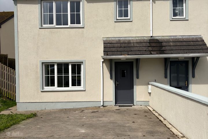 1 Hillview, Carnew, Arklow, Carnew, Co. Wicklow