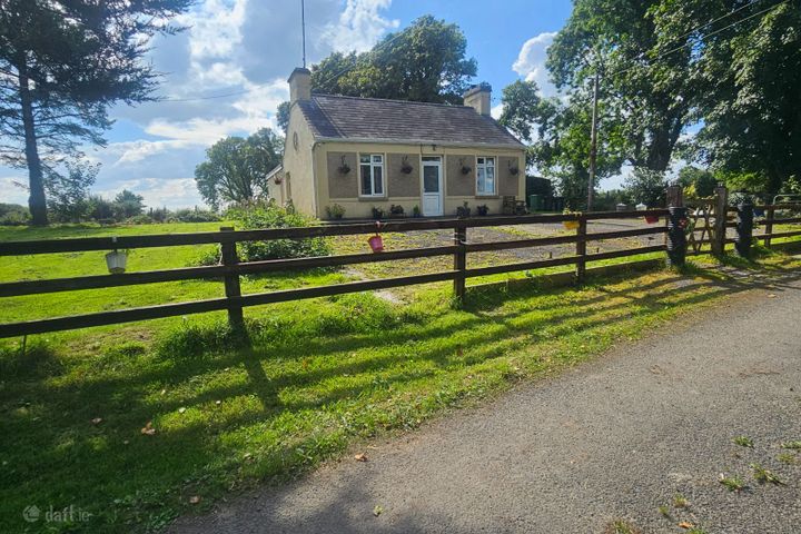 Taghnoose, Carrowbehy, Loughglynn, Co. Roscommon, F45W867