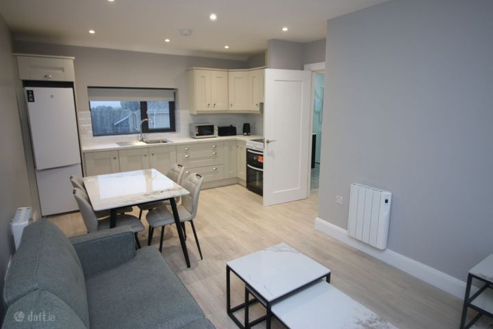 15b Old Youghal Road, Mayfield, Cork City Centre, Co. Cork