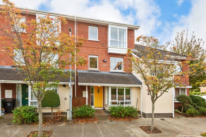78 Fernleigh Drive, Castleknock, Dublin 15, D15C9N1