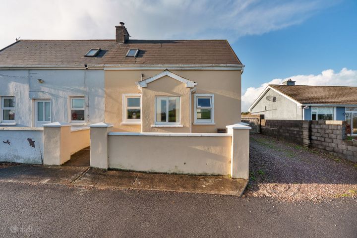 Ballard , Cobh, Co. Cork, P24P234