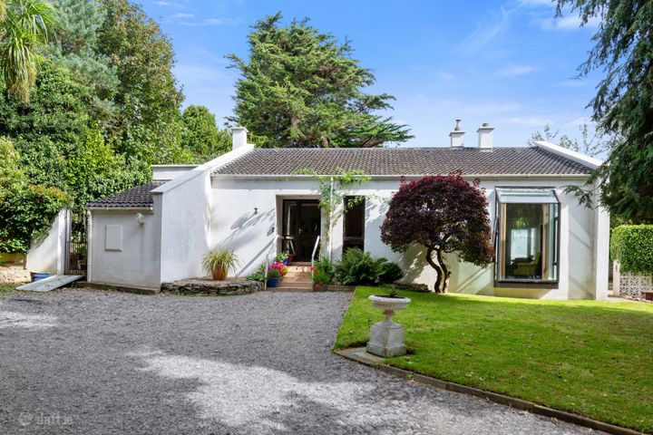 Shrewsbury Lodge, Military Rd, Ballybrack, Dublin
