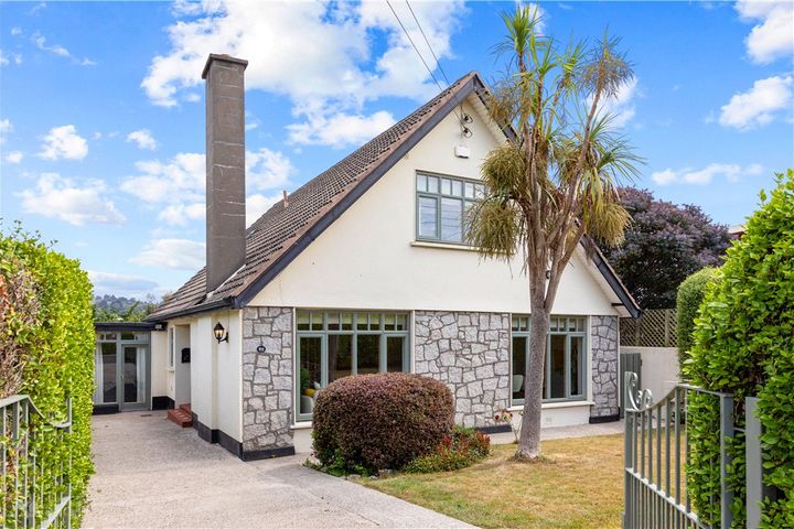 90 Shrewsbury Lawn, Cabinteely, Dublin 18, D18H2H9